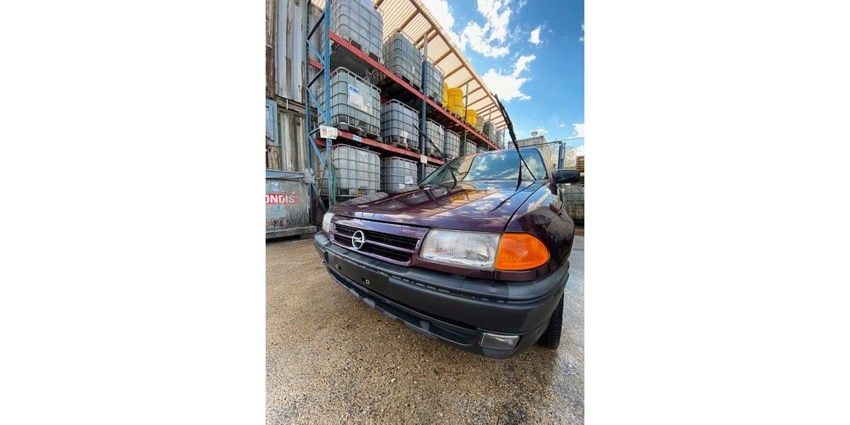Opel Astra 47.311 km 3.500 &euro; Achern-Mösbach 77855