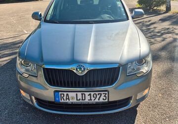 Skoda Superb 243.000 km 6.800 &euro; Gaggenau 76571