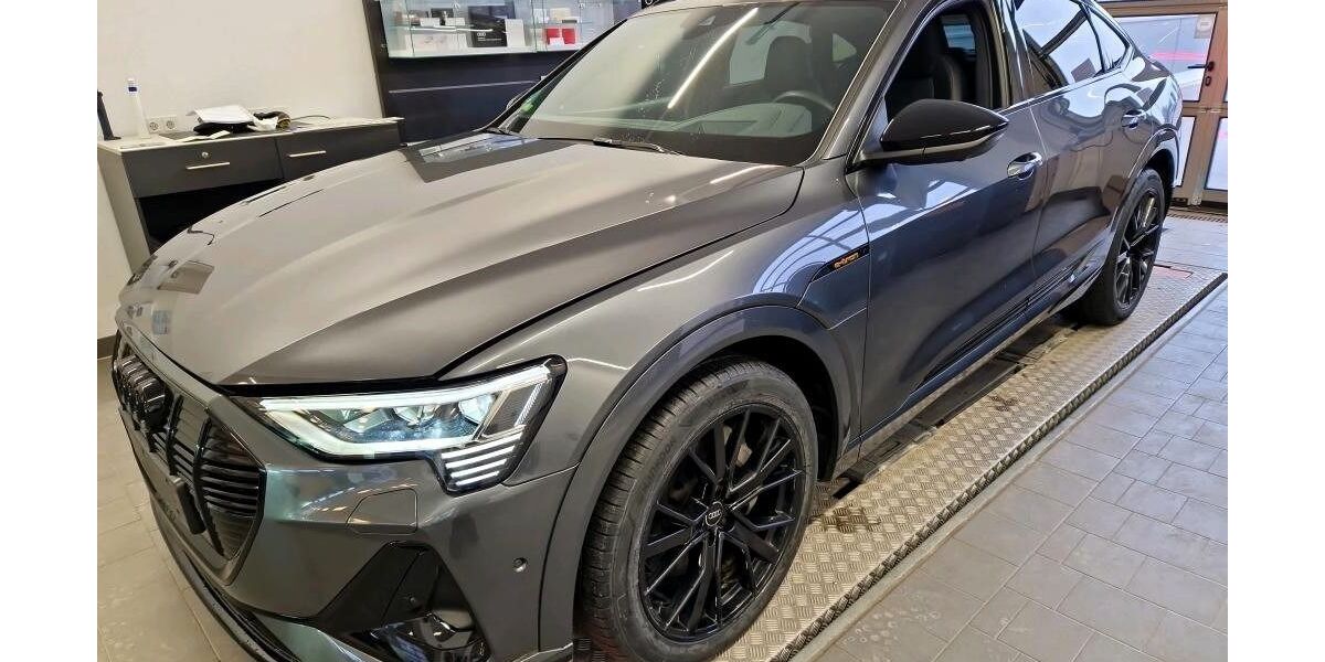 Audi e-tron 74.584 km 37.900 &euro; Ettlingen 76275