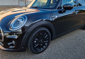 Mini Cooper 83.541 km 12.900 &euro; Renchen 77871