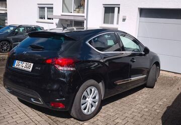 Citroen DS4 63.000 km 12.500 &euro; Sasbach 77880