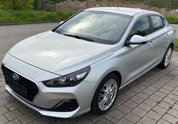 Hyundai i30 76.422 km 16.100 &euro; Baden-Baden 76530