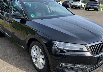 Skoda Superb 26.034 km 35.700 &euro; Sasbach 77880
