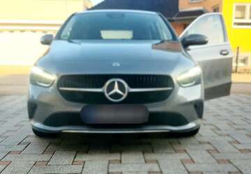 Mercedes-Benz 220 8.900 km 37.300 &euro; Baden-Baden 76532