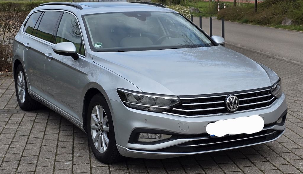 VW Passat Variant 96.000 km 20.099 &euro; Achern 77855
