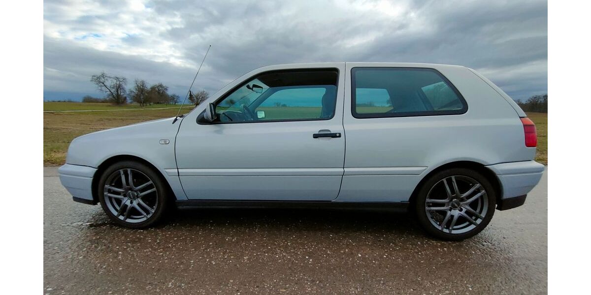 VW Golf 128.000 km 4.500 &euro; Rheinau-Helmlingen 77866