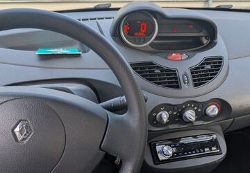 Renault Twingo 98.300 km 3.650 &euro; Hügelsheim 76549