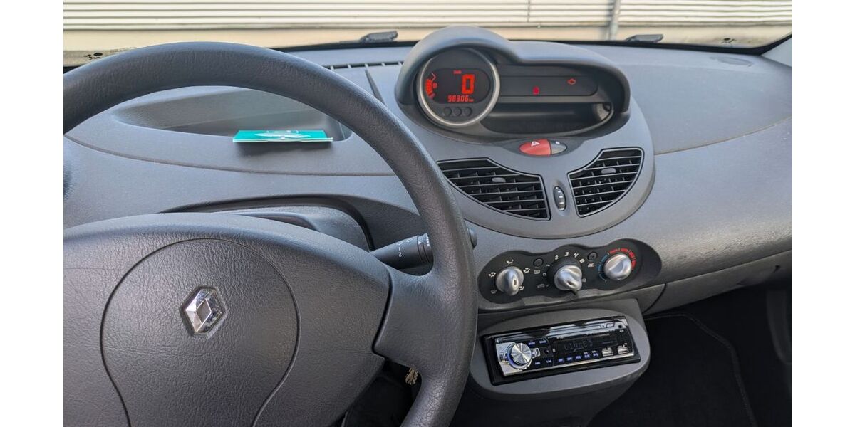 Renault Twingo 98.300 km 3.650 &euro; Hügelsheim 76549