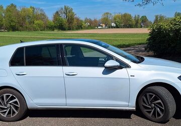 VW Golf 113.000 km 14.799 &euro; Baden-Baden 76534