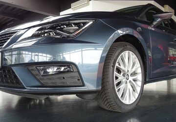 Seat Leon 99.883 km 15.480 &euro; Bühl 77815