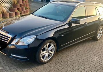 Mercedes-Benz E 350 288.000 km 9.950 &euro; Lauf 77886