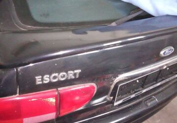 Ford Escort 182.000 km 950 &euro; Rastatt 76437