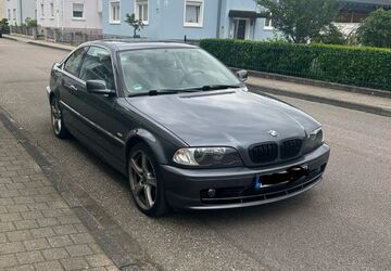 BMW 323 180.000 km 6.000 &euro; Baden-Baden 76532