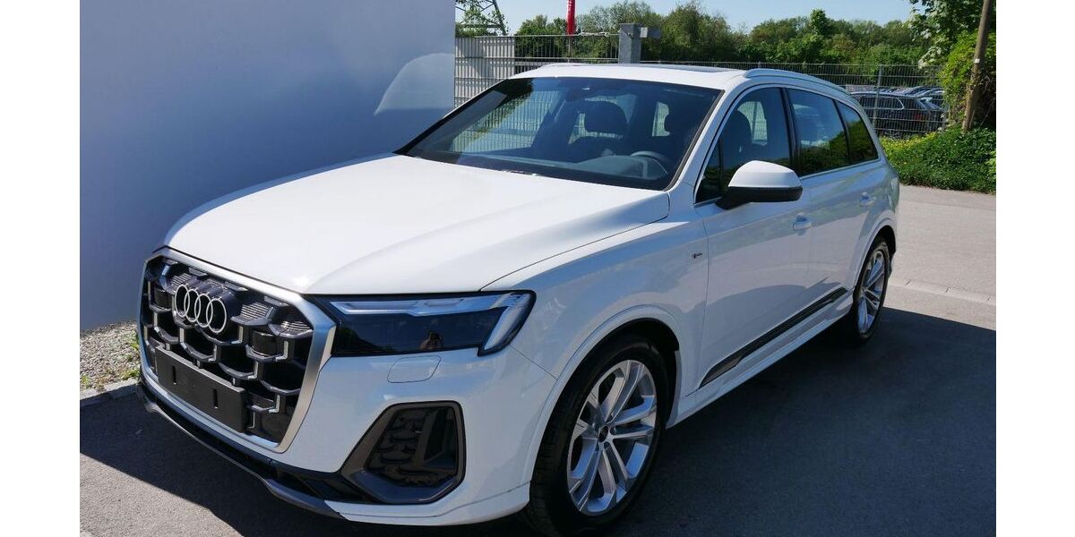 Audi Q7 1.100 km 75.890 &euro; Achern 77855