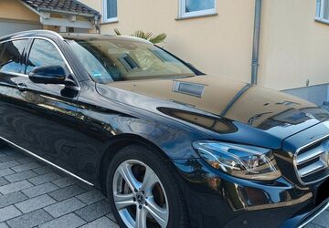 Mercedes-Benz E 350 144.600 km 24.900 &euro; Elchesheim-illingen 76477