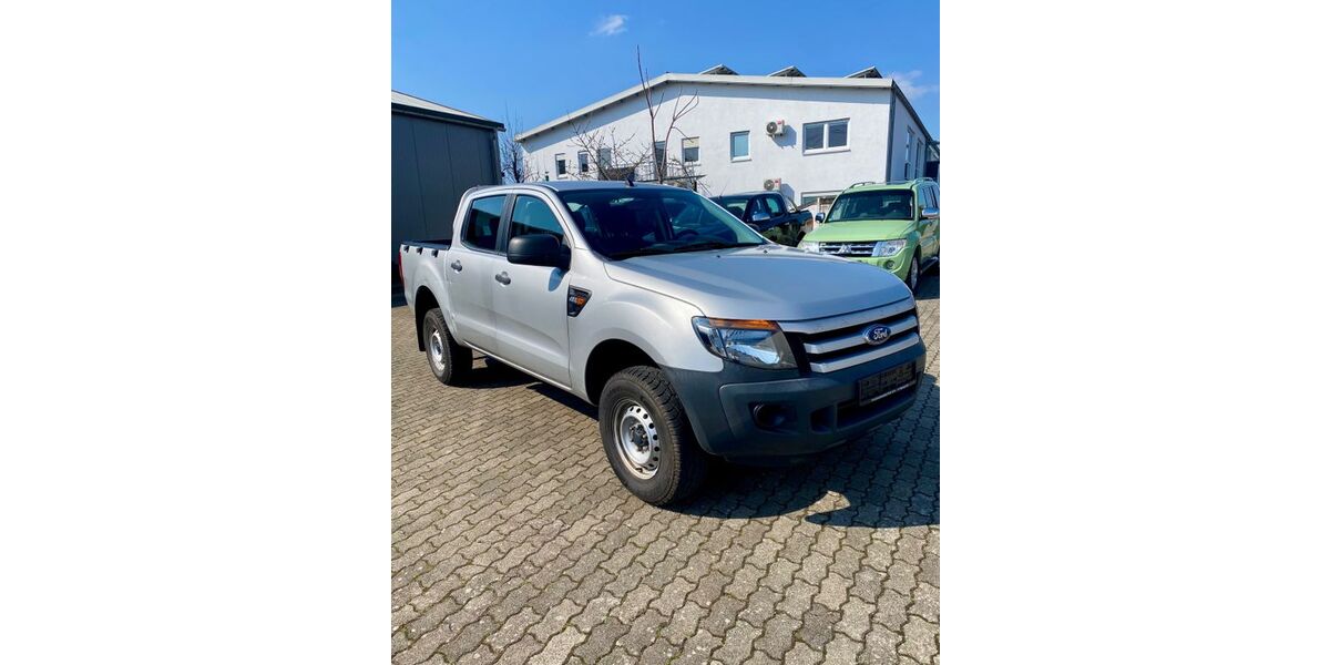 Ford Ranger 148.200 km 14.900 &euro; Bietigheim 76467