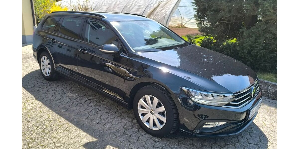 VW Passat Variant 63.000 km 24.900 &euro; Renchen 77871