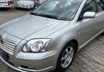 Toyota Avensis 126.000 km 2.980 &euro; Gaggenau 76571
